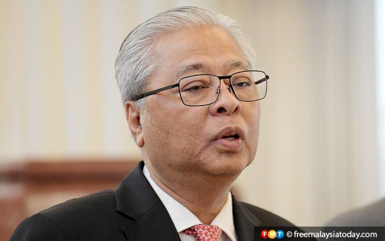 Sambutan ambang 2021 libat ramai orang tidak dibenarkan, kata Ismail