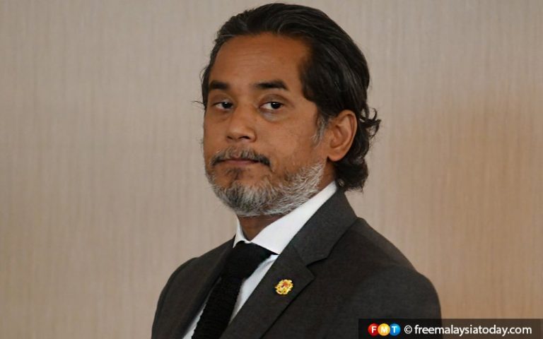 Khairy pulih selepas hilang ingatan sementara susulan kemalangan langgar ‘lubang maut’