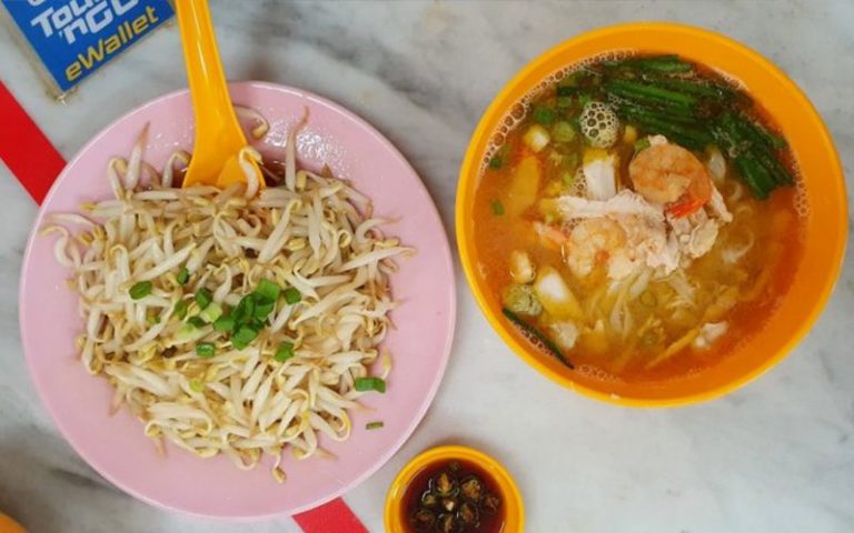 Kai si hor fun and pork satay at Ipoh’s Thean Chun