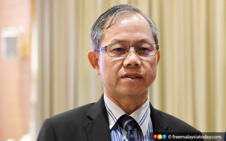 Rakyat boleh nilai, kata bekas timbalan menteri kesihatan berhubung gambar Ismail ‘langgar’ SOP