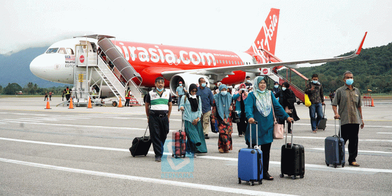 AirAsia adds four new domestic routes