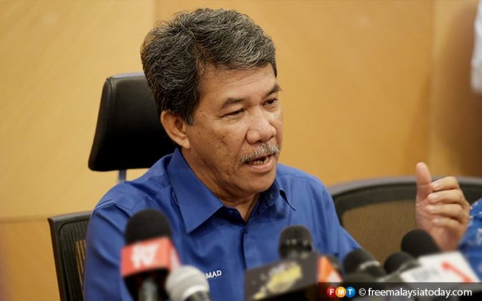 Ekonomi Malaysia di tahap paling parah akibat drama politik, kata Tok Mat