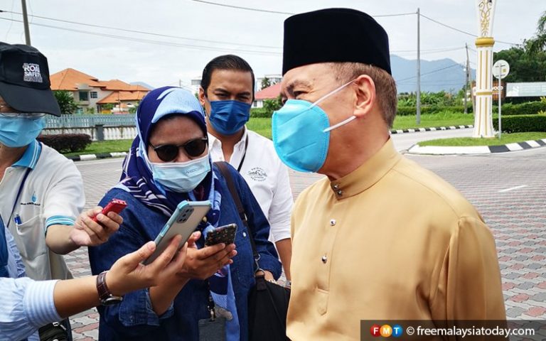 Sultan Perak mahu pemimpin politik  cari formula terbaik selesai kemelut negeri