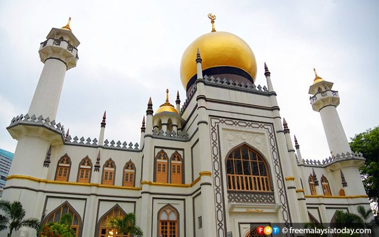 Singapore looking into concern over halal meat from Malaysia