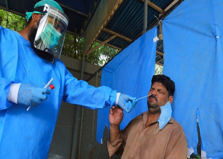 Oxygen shortage leaves 6 Covid patients dead in Pakistan
