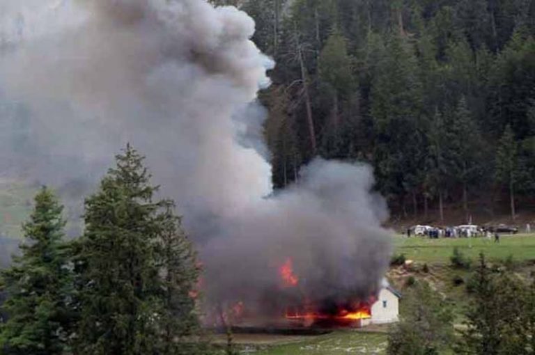 Army helicopter crash in northern Pakistan kills 4 soldiers