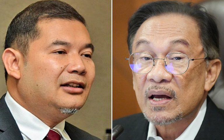 Anwar dikelilingi golongan pembodek dengan budaya samseng, politik wang, kata Rafizi