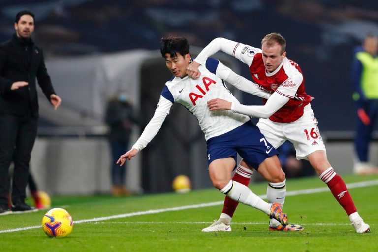 Holding says toothless Arsenal ‘letting the fans down’