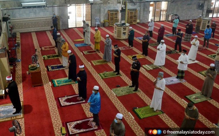 Kelantan benar solat Jumaat, fardu di masjid kecuali Kubang Kerian, Kusial