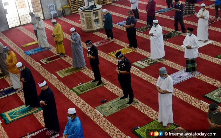 Sabah benarkan solat Jumaat, jemaah di masjid, surau