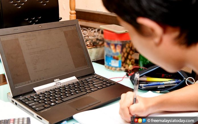 Wrong to say teachers ‘makan gaji buta’ during MCO