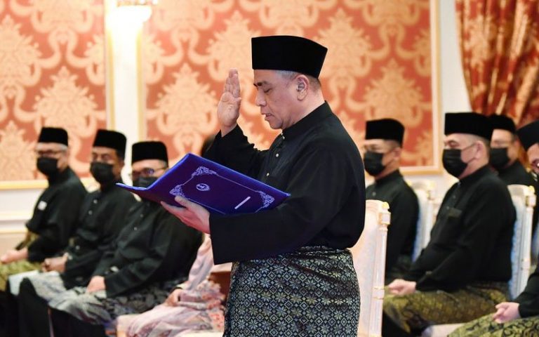 Perak crisis a lesson in averting unnecessary distractions