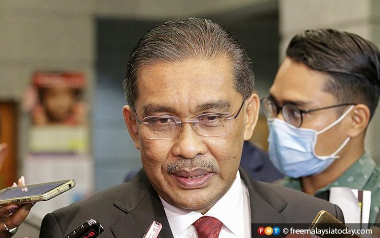 Takiyuddin ‘menteri penyelaras’ antara Putrajaya dan Kedah, kata setpol menteri