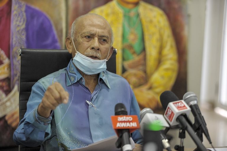 Backed by ex-IGP, Malay group demands reshuffle of Jakim over ‘meat cartel’ scandal
