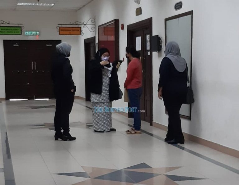 Woman pleads not guilty to alleged smuggling of six immigrants