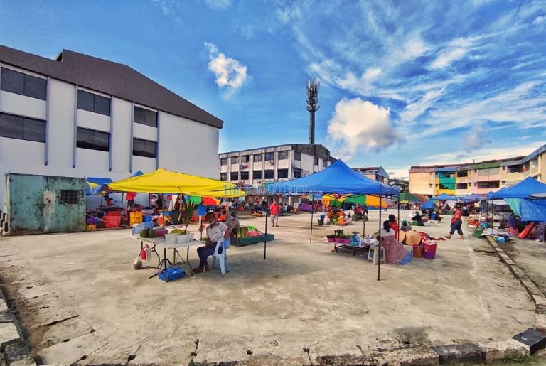 4 traders at Jalan Indah Sunday Market get license revoked for no show despite council warning