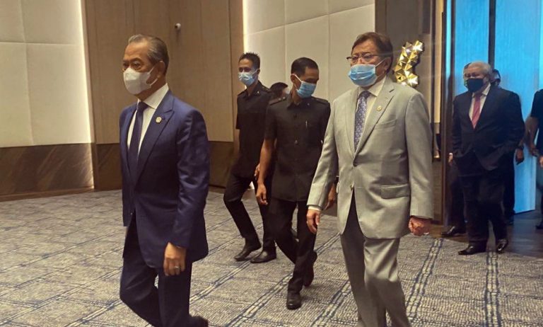 Petronas, Sarawak ink landmark commercial settlement deal, form consultative framework