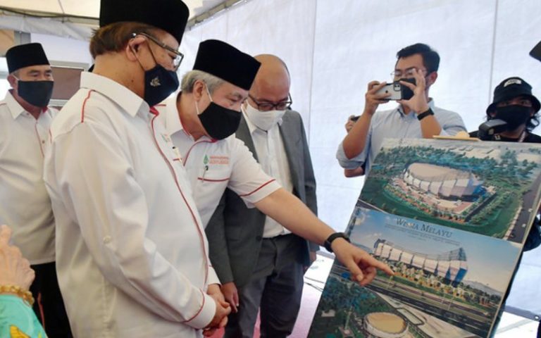 Sarawak cannot be led by a single race, says Abang Johari