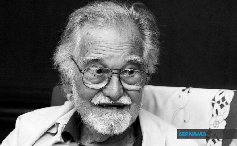 Politicians pay tribute to Royal Prof Ungku Aziz, says death a great loss to the nation