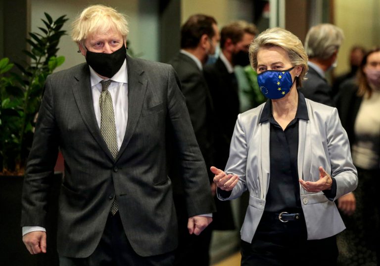 EU, UK give each other until Sunday to save Brexit talks