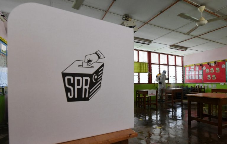 EC to have more polling centres, streams if GE15 held in new normal, Dewan Negara told