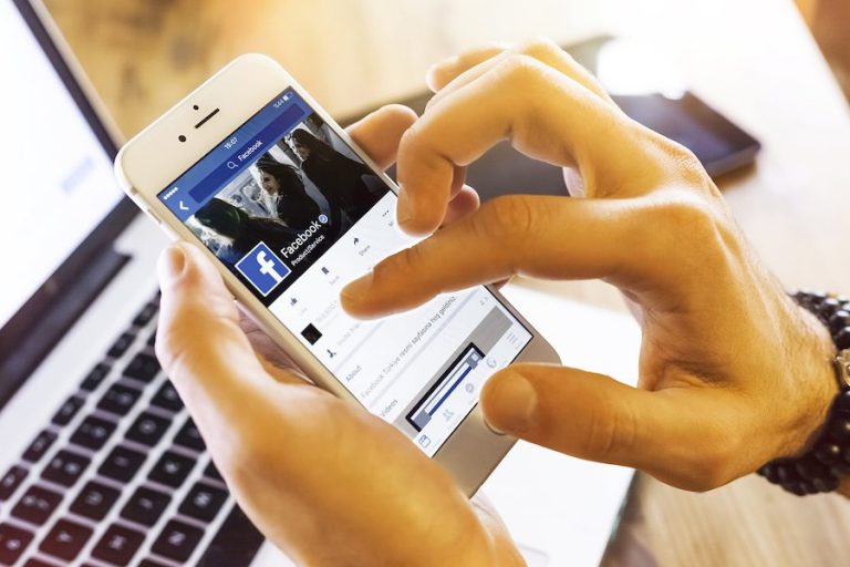 Facebook News begins global extension with UK launch next year