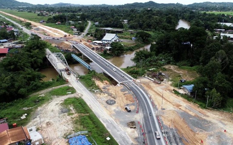Consultant to be appointed to speed up Pan Borneo highway, says Fadillah