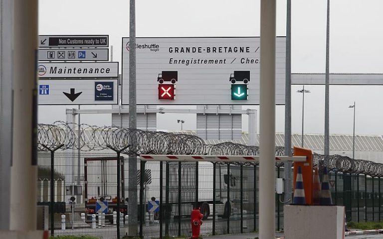France to reopen border with England for Covid-clear travellers