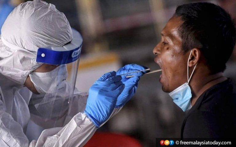 Stop Covid-19 spread by redefining ‘close contact’, Selangor rep tells Putrajaya
