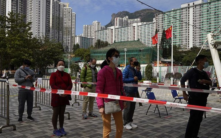 Hong Kong extends quarantine for foreign arrivals to 21 days
