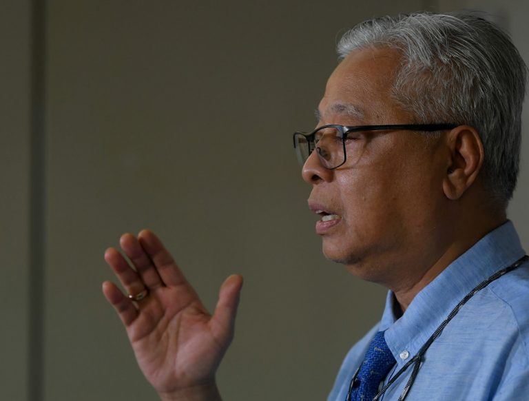 Wearing of face mask only compulsory in crowded public places, says Ismail Sabri