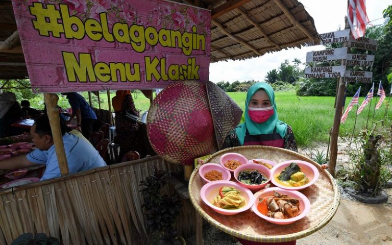 Kedai makan ‘Belagoangin’, tarik pelanggan dengan konsep ‘ala’ kampung