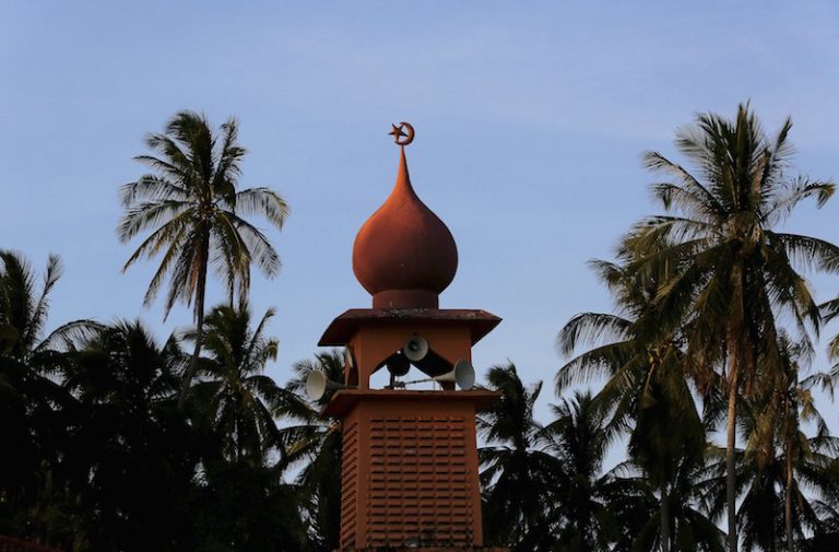 MAIK: Obligatory, Friday prayers and mosque activities allowed in Kelantan