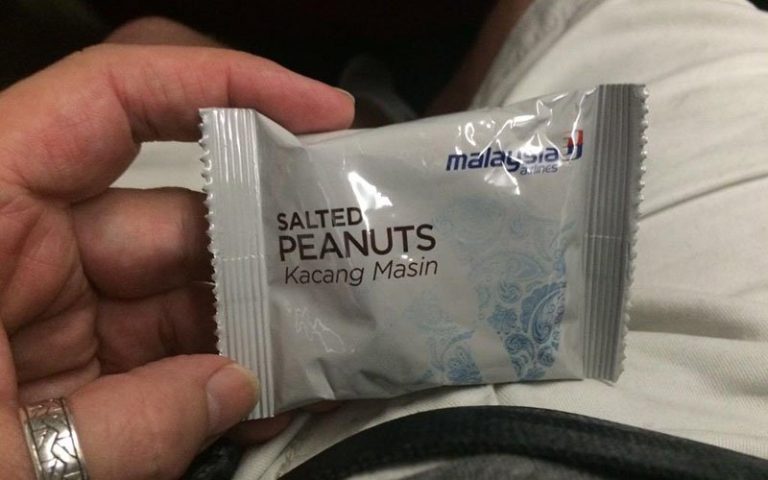 Malaysians go nuts over Malaysia Airlines’ peanuts