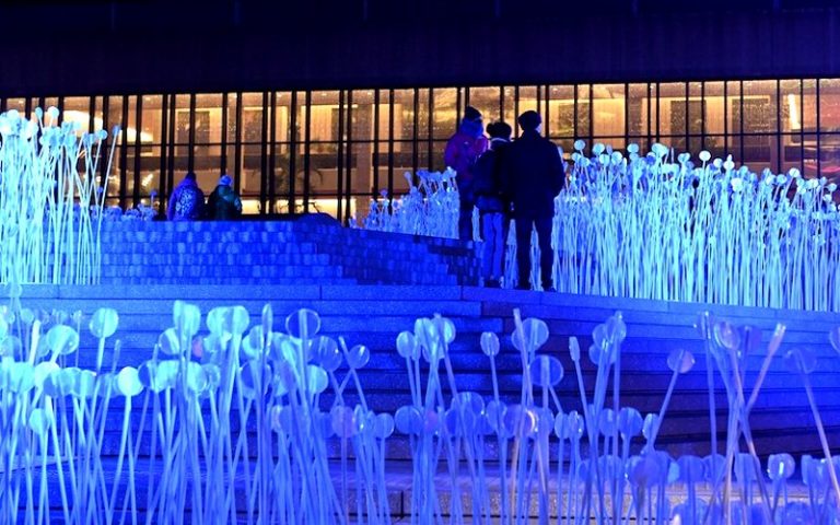 Montreal drives out post-lockdown darkness with ‘light therapy’