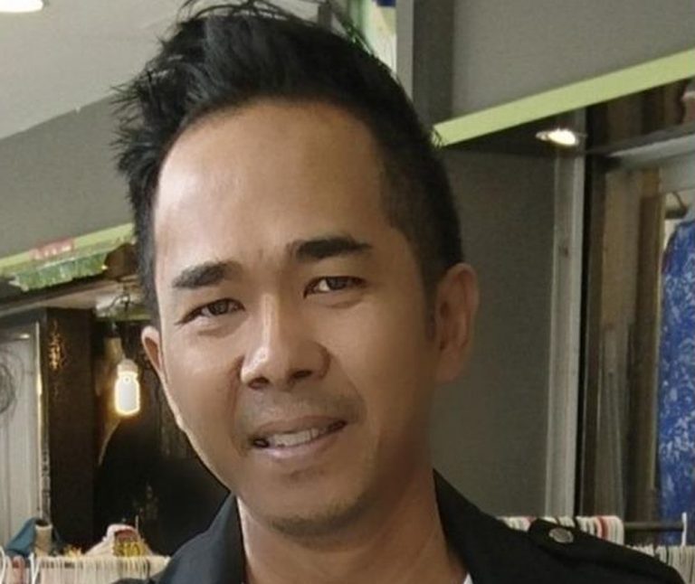 Singaporean looking for siblings in Malaysia