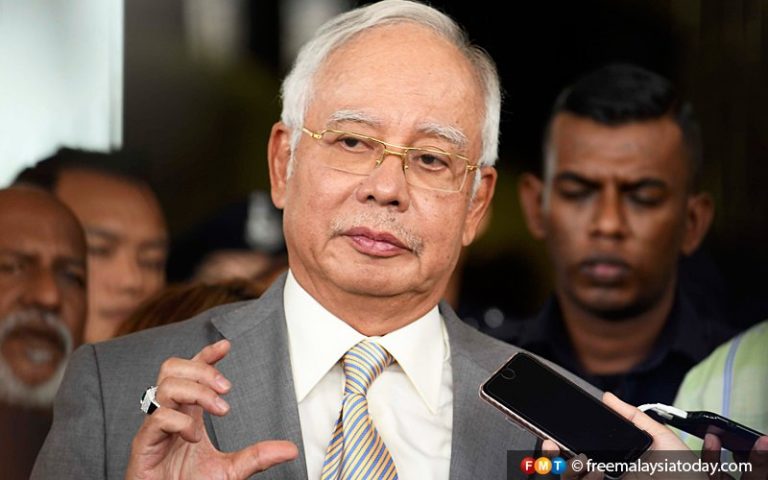 Rakyat mengadu tapi PN jawab Belanjawan 2021 ‘sudah elok’, keluh Najib