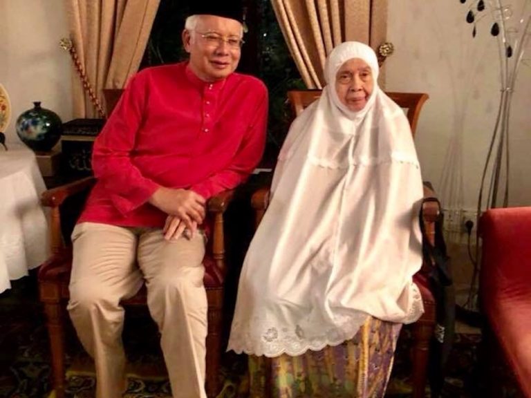 Tun Rahah’s death a great loss to Johor, says Sultan Ibrahim