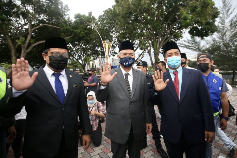 Perak PAS apologises to Sultan Nazrin for no-show at palace