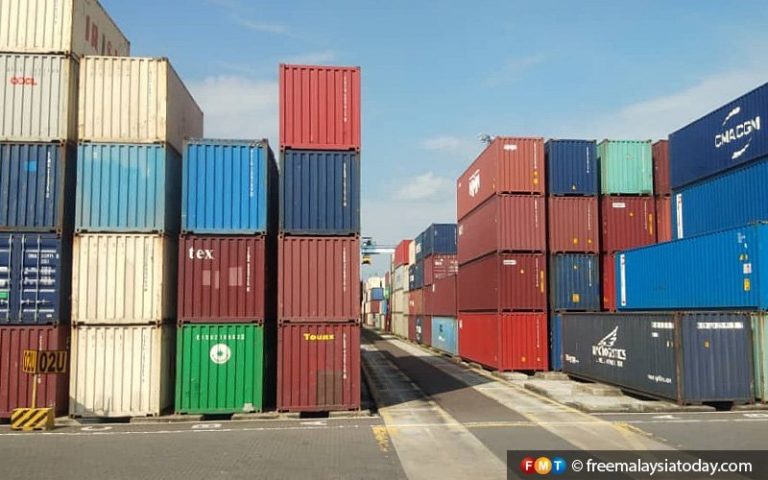 Malaysia’s exports up by 4% in November