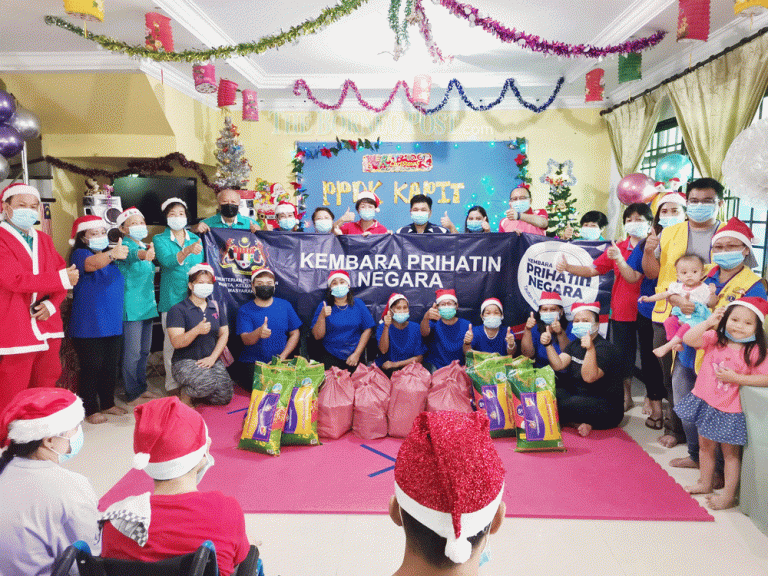 Children with special needs attend pre-Christmas do