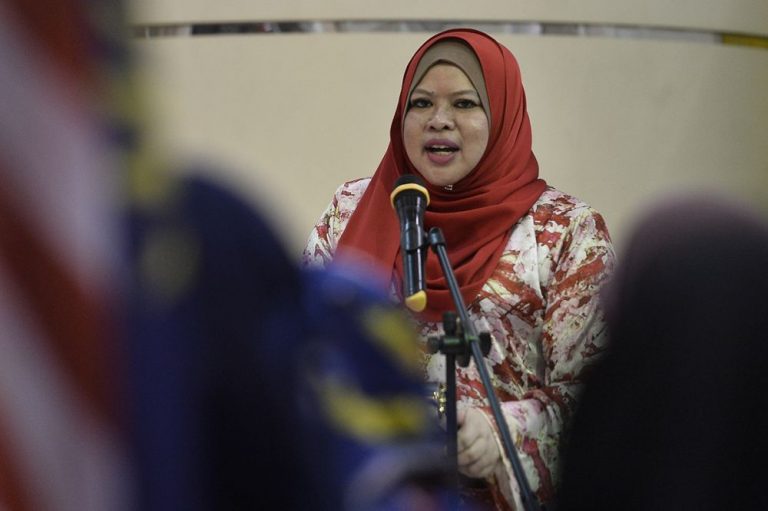 Rina Harun: Women Ministry applies for additional 1,122 child protection, probation officers