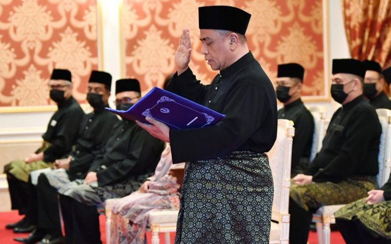 Analyst predicts more Perak-like political crises