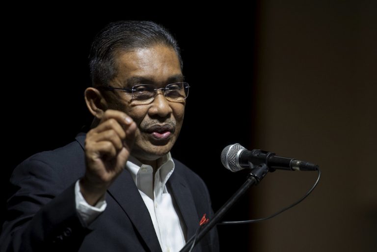 Aide: Viral screengrab of Takiyuddin’s WhatsApp chat with finance minister on Kedah projects maliciously taken out of context