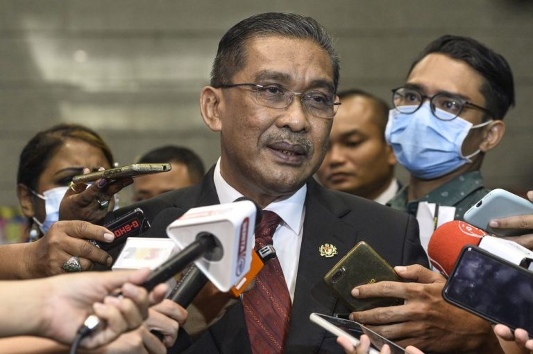 Law minister declines to yield to no-confidence motions, says no doubt about Muhyiddin’s majority