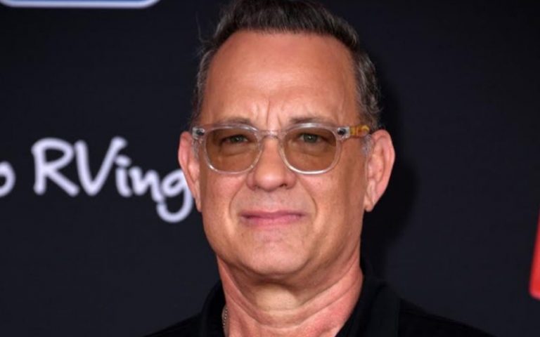 Tom Hanks finally gets on a horse for first Western