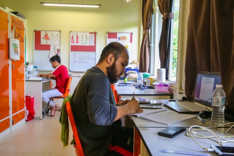 Malaysia reopens borders to international students from Jan 1