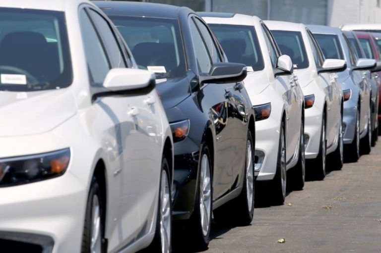 Here’s how many cars and bikes were sold in Malaysia during this pandemic year… April’s number is a shocker!