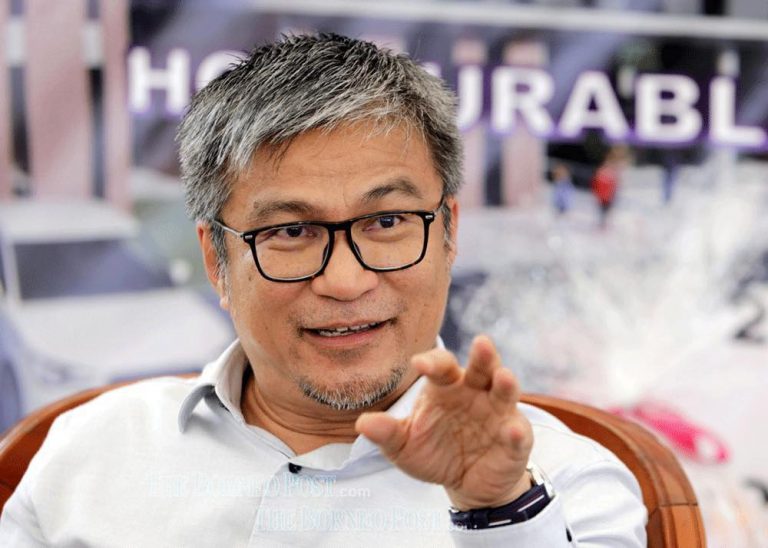 Only 500 Covid-19 tests daily in Sibu? That’s a ‘big fat lie’, says Dr Annuar