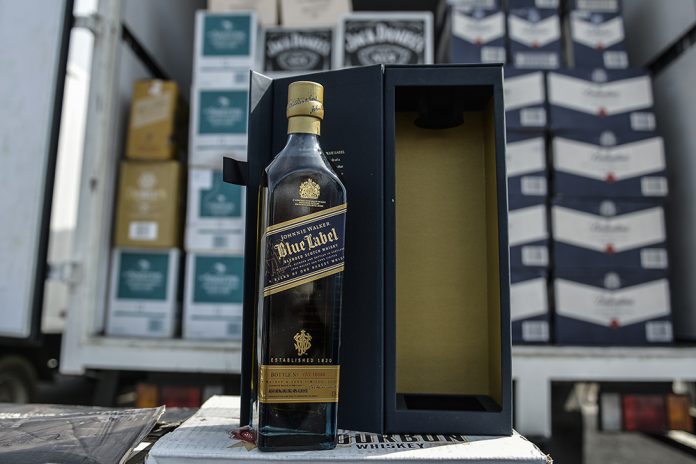 GOF seizes contraband liquor, cigarettes worth RM1.8m in Klang Valley, Muar